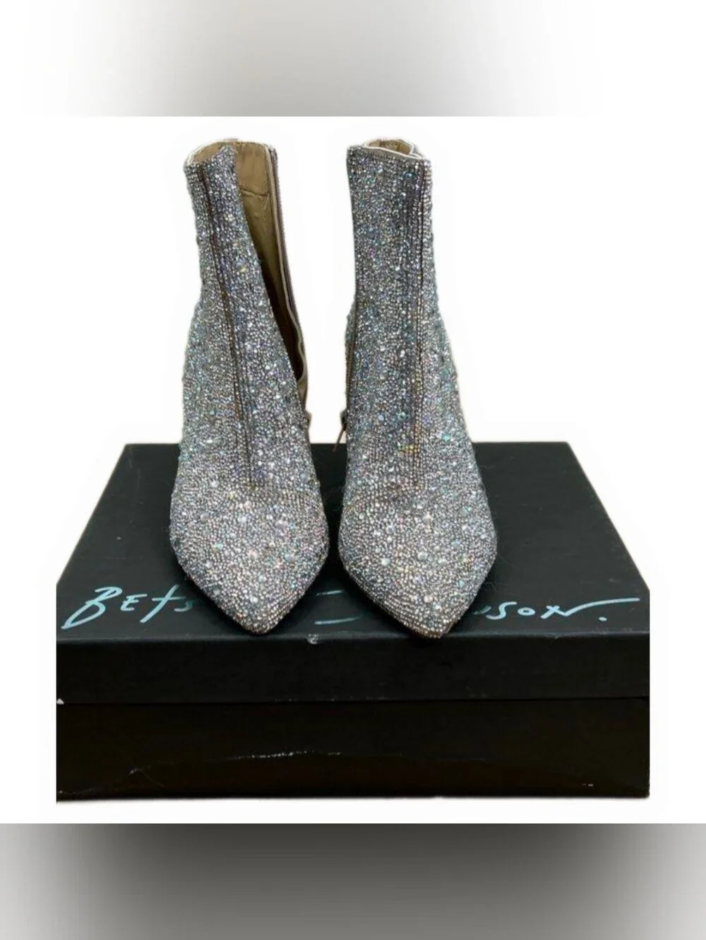 IOB Betsey Johnson SB-Cady ankle boots SZ 9